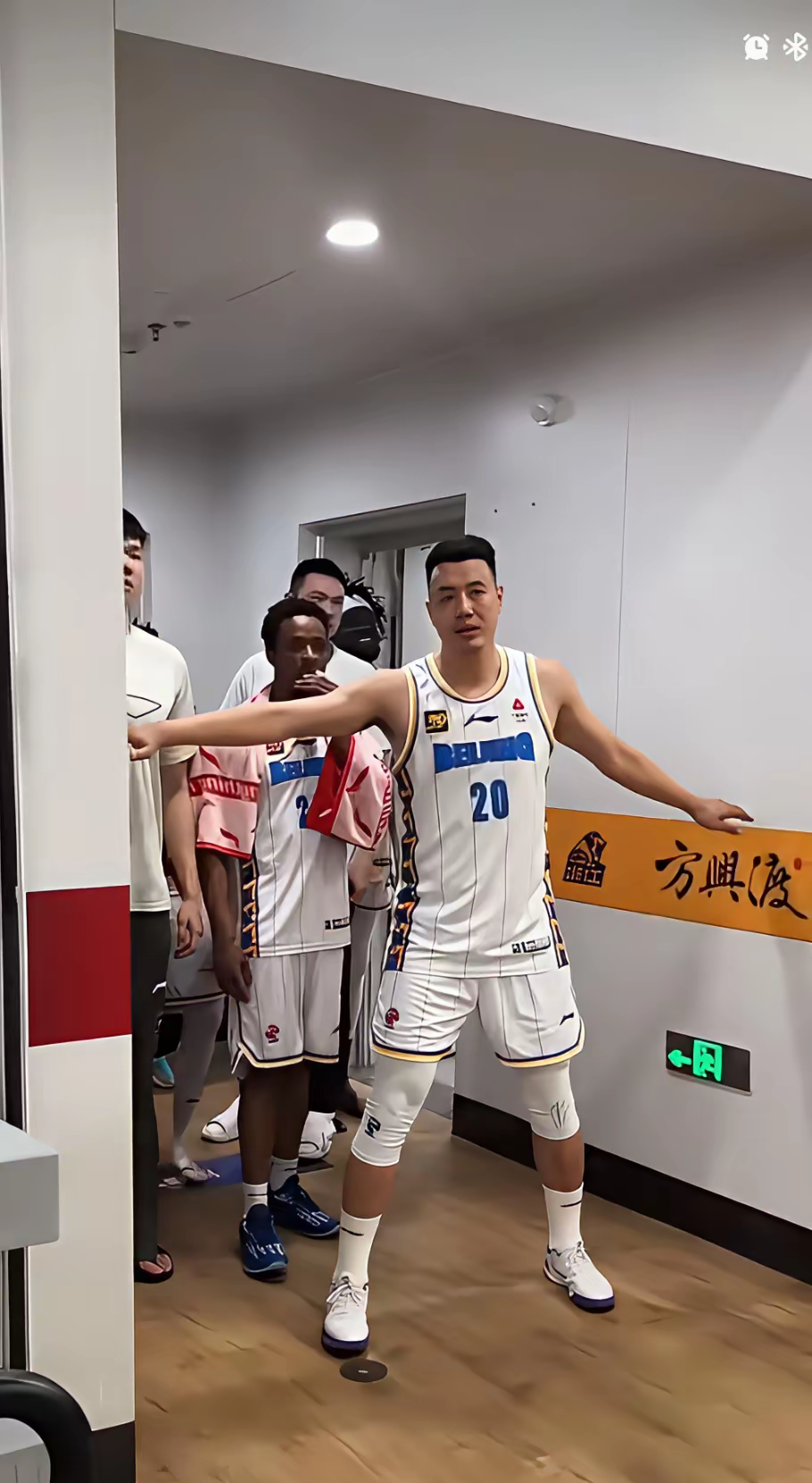 官方APP CBA常规赛倒计时；浙江稠州关键时刻再遭质疑；细节引发关注；震撼外界；球队文化再被提及